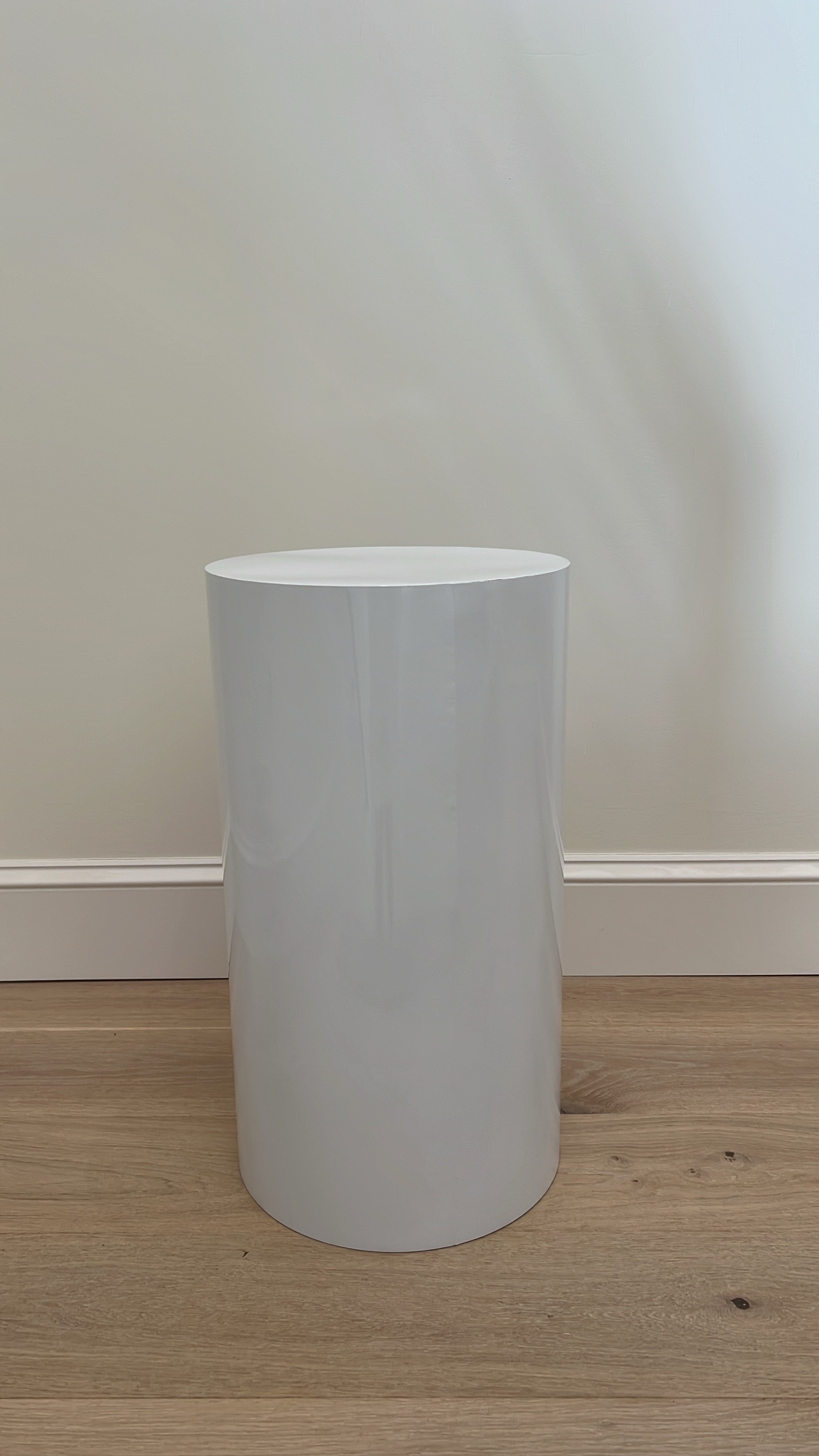 Featured image for “White Round Pedestal”